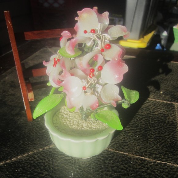 VTG GLASS FLOWERS IN A CERAMIC FLOWER POT, CUTE KNICK KNACK  VTG - Picture 1 of 5